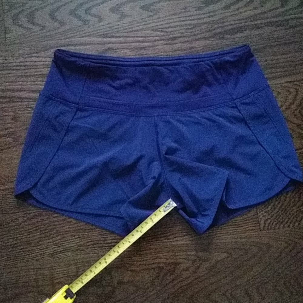 Lululemon shorts size 4
